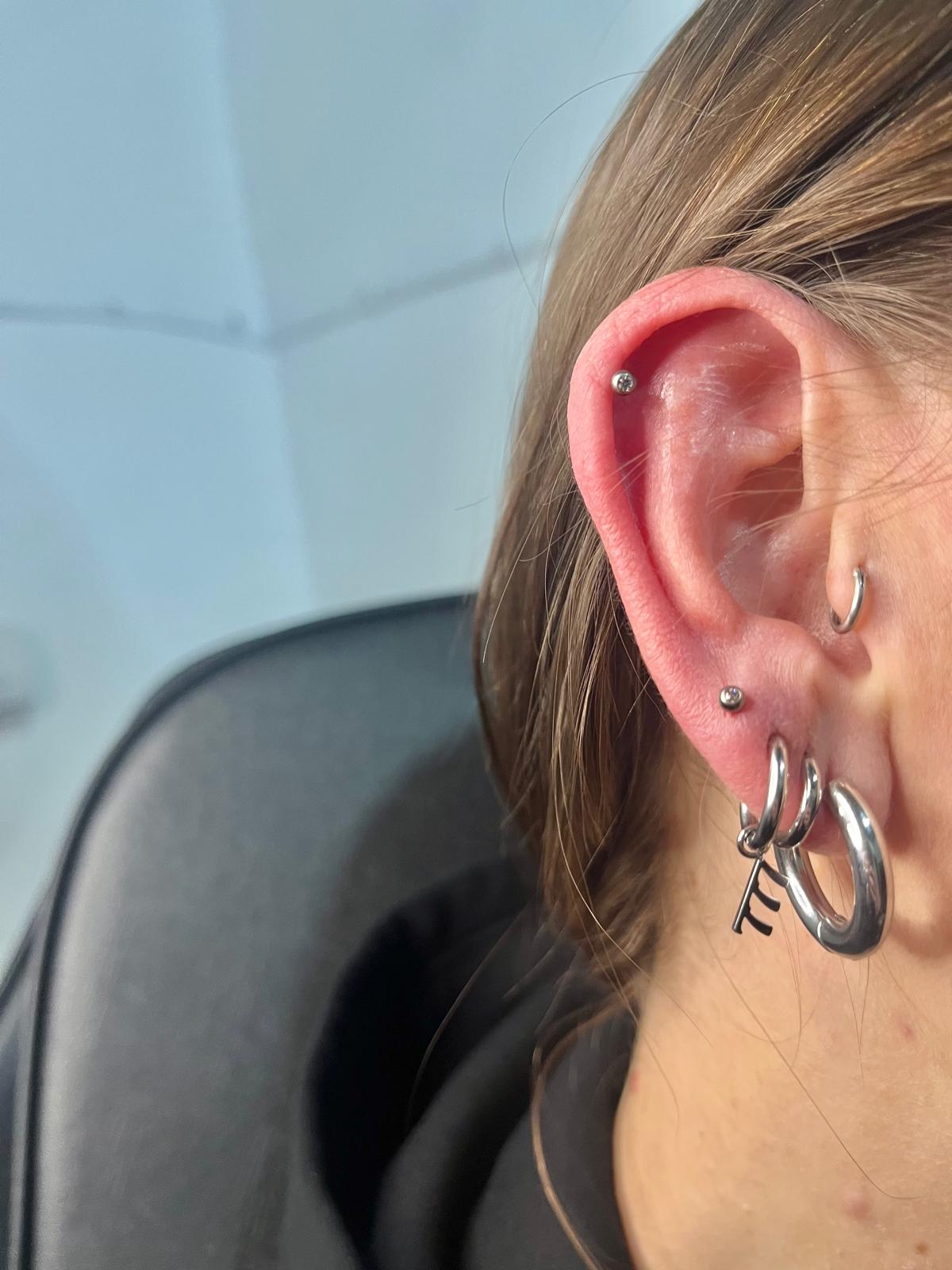 Ohr-Piercing Ergebnis – Silber-Schmuck